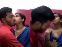 Indian GF Boobs Sucked In Cyber Cafe