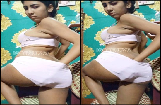 Hot Curvy Desi Indian Seller Babe Videos Update