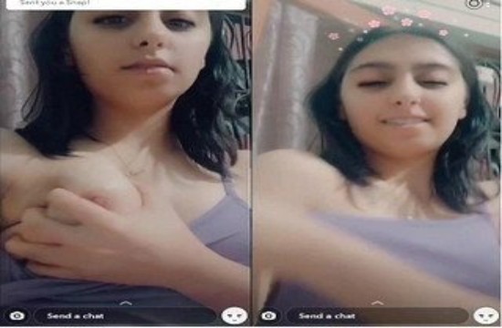 Desi Cutie Showing Tits