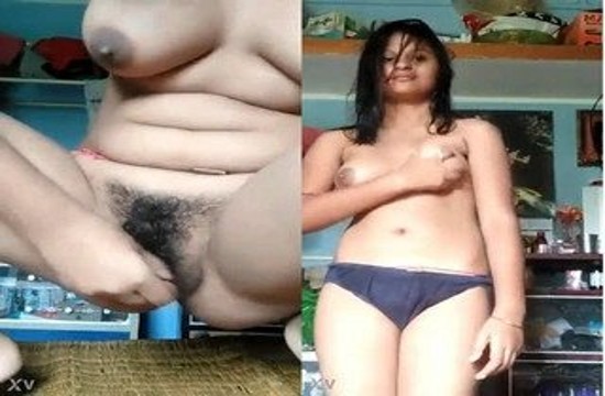 Sexy Desi Girl Shows Her Boobs And Pussy