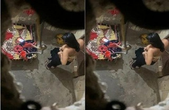 Tight Boobs Bhabhi Secretly Captured By Neighbour