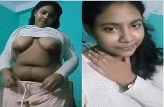 Sexy Bangladeshi Girl Shows Her Boobs And Pussy