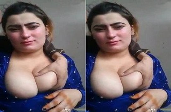 Paki Girl Boobs Sucking By lover