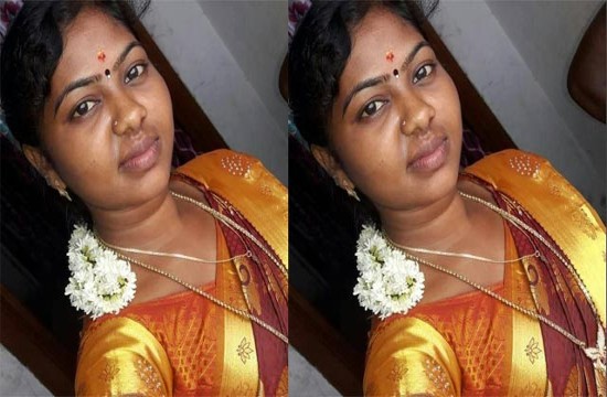 Tamil Cheating Wife Showing Boobs Pussy and Milking Boobs In Video Call To Lover