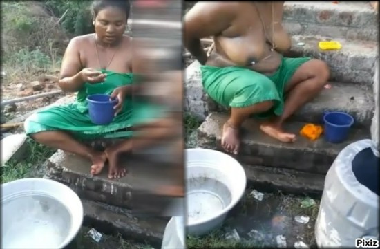 Bhabhi OutDoor Bathing