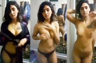 Desi Girl Full Nude Show and Fingering Pussy